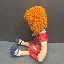 Load image into Gallery viewer, Little Orphan Annie Plush Doll 1980's Vintage Collectible (Annie)
