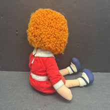 Load image into Gallery viewer, Little Orphan Annie Plush Doll 1980's Vintage Collectible (Annie)
