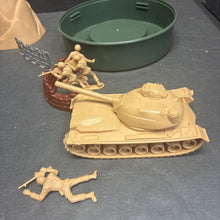 Load image into Gallery viewer, Military Forces Soldier Bucket
