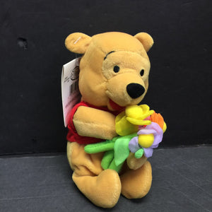 Disney Store Mini Bean Bag Flower Pooh (NEW)