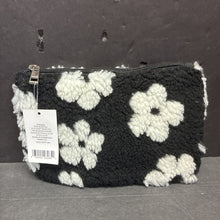 Load image into Gallery viewer, Fuzzy Flower Pouch Bag (NEW)
