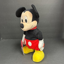 Load image into Gallery viewer, Singing Christmas Mickey Mouse Battery Operated Disney (NEW)

