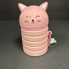 Load image into Gallery viewer, Collapsible Cat Pouch Bag (NEW)
