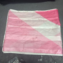 Load image into Gallery viewer, Patterned Scarf
