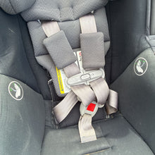 Load image into Gallery viewer, Mesa Infant Car Seat (Uppababy)
