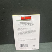Load image into Gallery viewer, The Castle Mystery (Gertrude Chandler Warner) (The Boxcar Children) (Albert Whitman &amp; Company Old Cover) -series paperback
