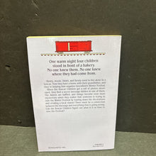 Load image into Gallery viewer, The Mystery of the Secret Message (Gertrude Chandler Warner) (The Boxcar Children) (Scholastic Old Cover) -series paperback
