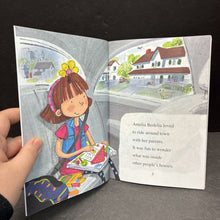 Load image into Gallery viewer, Amelia Bedelia: On the Move (I Can Read Level 1) (Herman Parish) -character reader paperback
