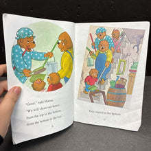 Load image into Gallery viewer, The Berenstain Bears: Clean House (Stan &amp; Jan Berenstain) (I Can Read Level 1) -character reader paperback
