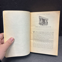 Load image into Gallery viewer, Harry Potter and the Goblet of Fire (J.K. Rowling) -series paperback

