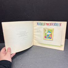 Load image into Gallery viewer, Norman the Doorman (Don Freeman) (Viking Seafarer Books) -paperback
