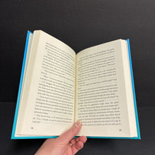 Load image into Gallery viewer, War Stories (Gordon Korman) -chapter hardcover
