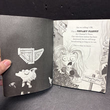 Load image into Gallery viewer, The Bad Guys in Intergalactic Gas (Aaron Blabey) -series paperback
