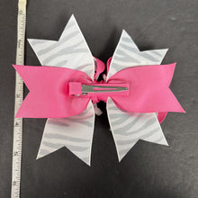Load image into Gallery viewer, Exotic Print Hairbow Clip
