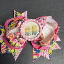 Load image into Gallery viewer, Minions Bowknot Bottlecap Hairbow Clip
