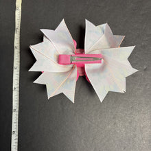 Load image into Gallery viewer, Minions Bowknot Bottlecap Hairbow Clip
