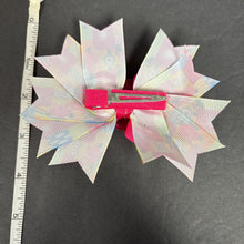 Load image into Gallery viewer, Minions Bowknot Bottlecap Hairbow Clip
