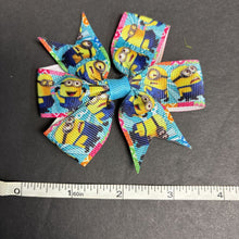 Load image into Gallery viewer, Minions Hairbow Clip
