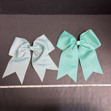 Load image into Gallery viewer, 2pk Solid Hairbow Clips
