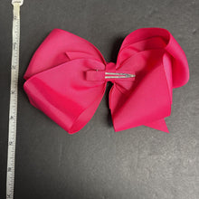 Load image into Gallery viewer, Solid Hairbow Clip
