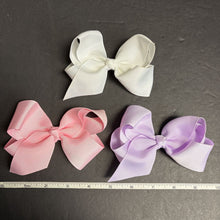 Load image into Gallery viewer, 3pk Solid Hairbow Clips

