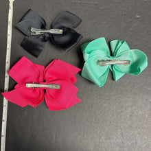 Load image into Gallery viewer, 3pk Solid Hairbow Clips
