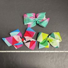 Load image into Gallery viewer, 3pk Rhinestone Hairbow Clips
