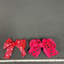 Load image into Gallery viewer, 2pk Heart Hairbow Clips

