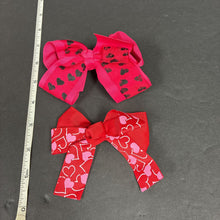 Load image into Gallery viewer, 2pk Heart Hairbow Clips
