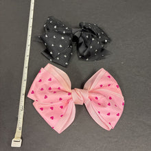 Load image into Gallery viewer, 2pk Heart Hairbow Clips
