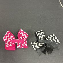 Load image into Gallery viewer, 2pk Chevron Hairbow Clips
