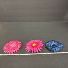 Load image into Gallery viewer, 3pk Flower Hairbow Clips
