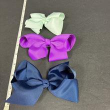 Load image into Gallery viewer, 3pk Solid Hairbow Clips
