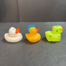 Load image into Gallery viewer, 3pk Bath Ducks
