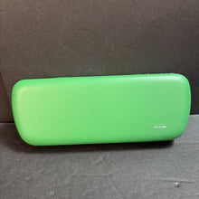 Load image into Gallery viewer, Sunglasses Case (Flower by Drew Barrymore)
