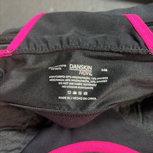 Load image into Gallery viewer, Jrs Underwire Sports Bra
