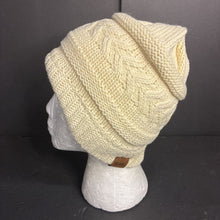 Load image into Gallery viewer, Girls Winter Hat (NEW) (Rosoz)
