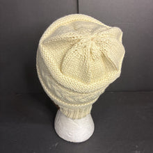 Load image into Gallery viewer, Girls Winter Hat (NEW) (Rosoz)
