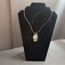 Load image into Gallery viewer, Cross Pendant Necklace (NEW) (Hong Zhou Jewelry)
