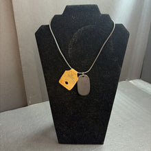 Load image into Gallery viewer, Cross Pendant Necklace (NEW) (Hong Zhou Jewelry)
