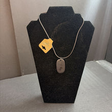 Load image into Gallery viewer, Cross Pendant Necklace (NEW) (Hong Zhou Jewelry)
