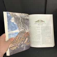 Load image into Gallery viewer, Leading Little Ones to God: A Child's Book of Bible Teachings (Marian M. Schoolland) -religion paperback
