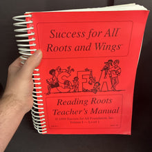 Load image into Gallery viewer, Success for All Roots and Wings: Reading Roots Teacher's Manual Volume 1 Level 1 (Success for All Foundation) (April 1999 Printing) (Nancy A Madden) -textbook homeschooling paperback
