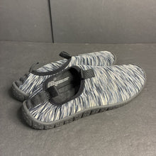 Load image into Gallery viewer, Boys Water Shoes
