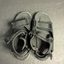 Load image into Gallery viewer, Boys Quick Dry Hybrid Sandals
