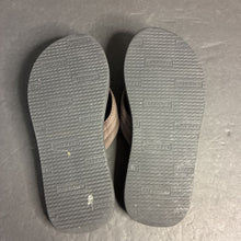 Load image into Gallery viewer, Boys Soft Rubber Flip Flops
