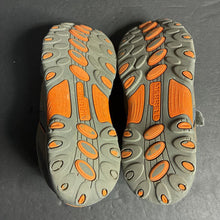Load image into Gallery viewer, Boys Sneakers
