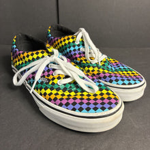 Load image into Gallery viewer, Girls Doheny Checkered Shoes
