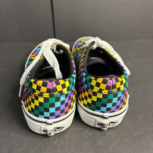 Load image into Gallery viewer, Girls Doheny Checkered Shoes
