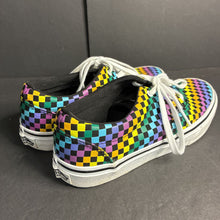 Load image into Gallery viewer, Girls Doheny Checkered Shoes
